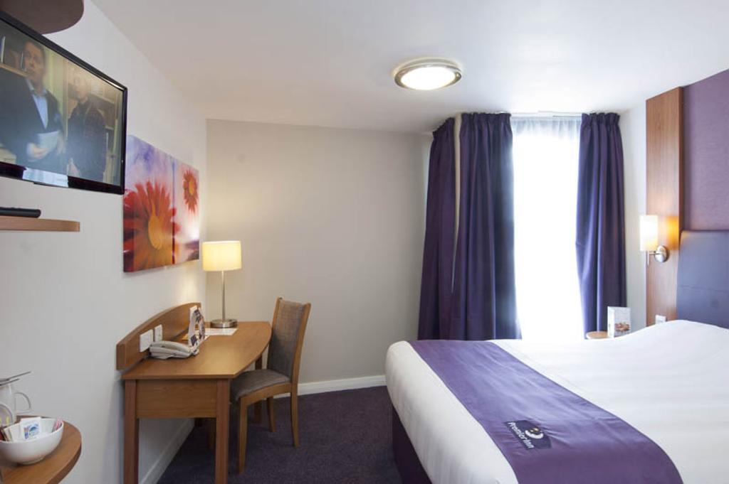 Premier Inn Dover East Habitación foto