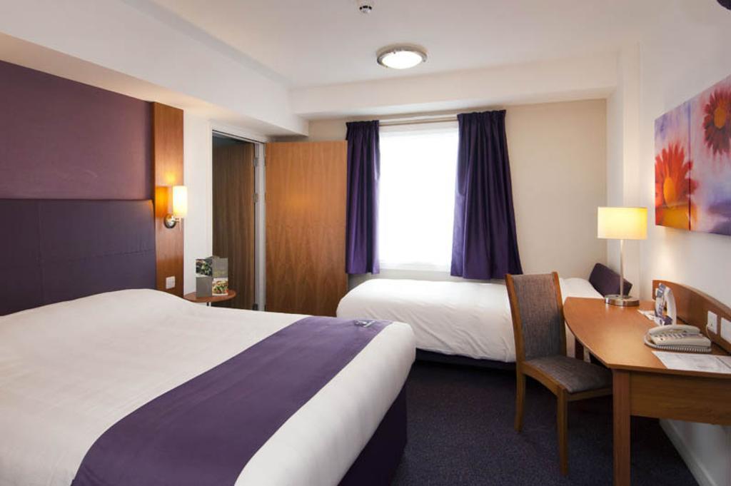Premier Inn Dover East Habitación foto
